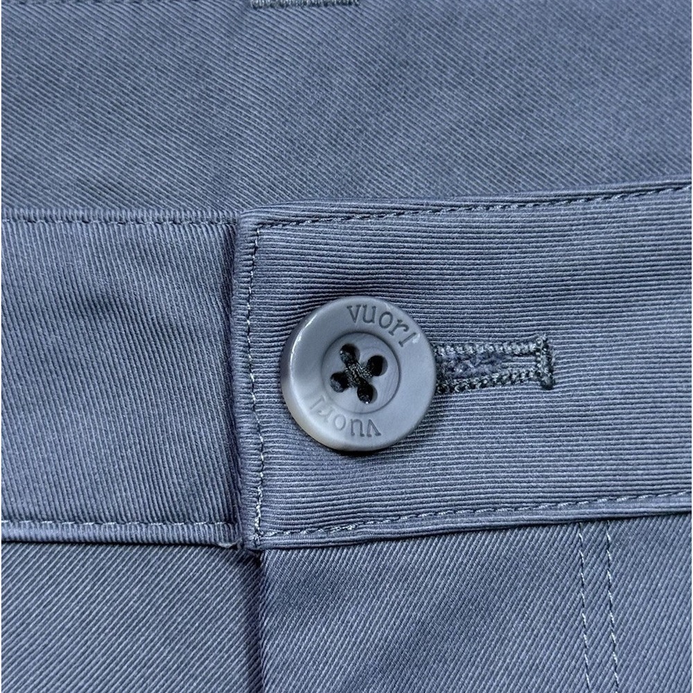 Vuori Pants Mens 32x30 Cascade Tech Chino Athletic Slim Athleisure Normcore - Picture 2 of 9